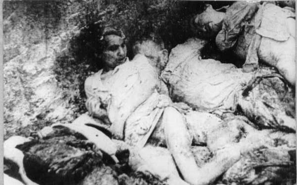 22crossedleg